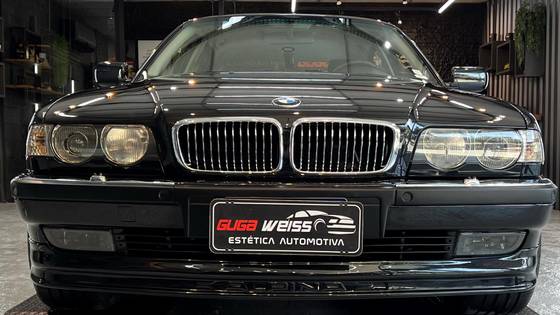 BMW 740iL 4.4 V8 GASOLINA PROTECTION AUTOMÁTICO